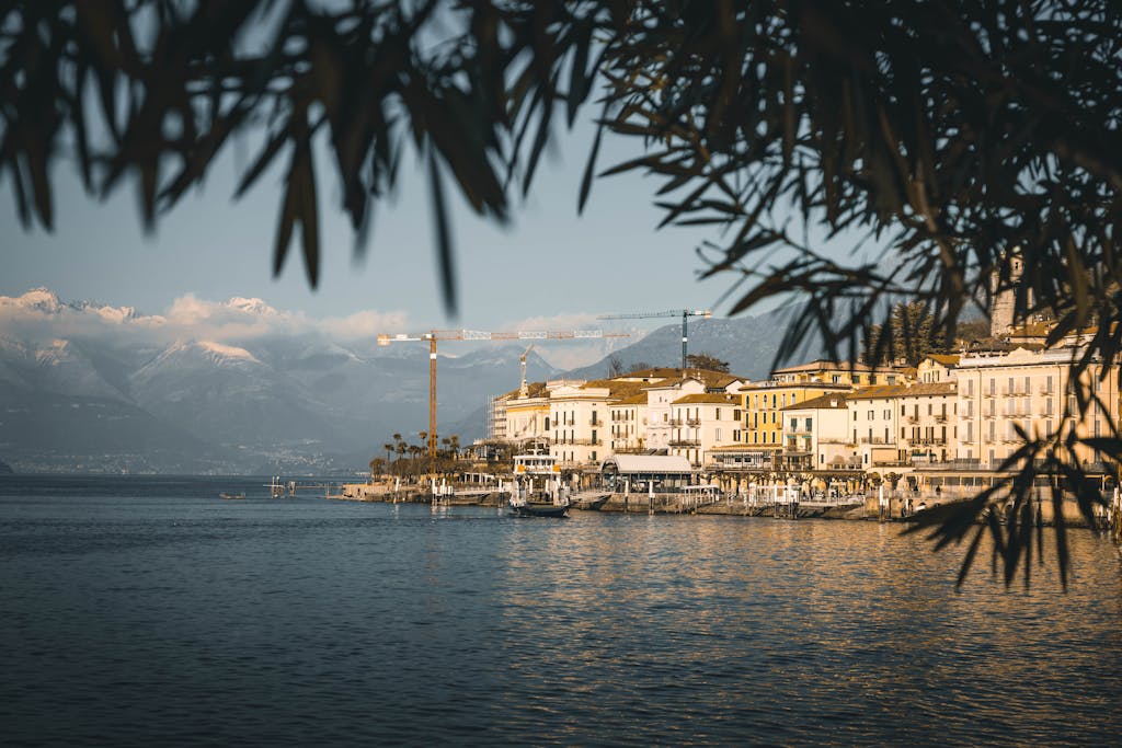 Stunning view of Lake Como with classic architecture and mountain backdrop.